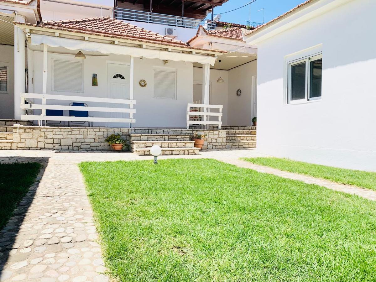 Seaside Bungalows Petalidi Exterior photo